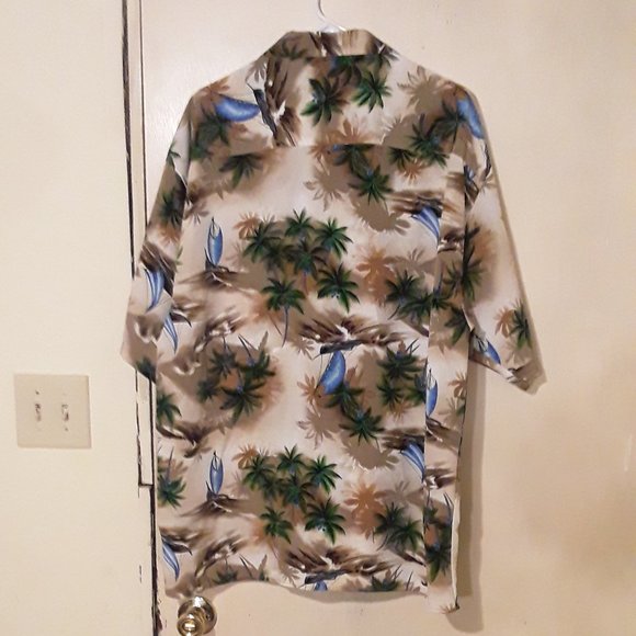 Koman Sport Hawaiian Shirt - Picture 2 of 3